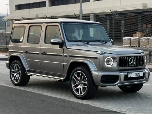 Mercedes G63 AMG الإيجار في دبي