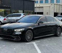 استئجار سيارة مرسيدس بنز إس 580 في دبي