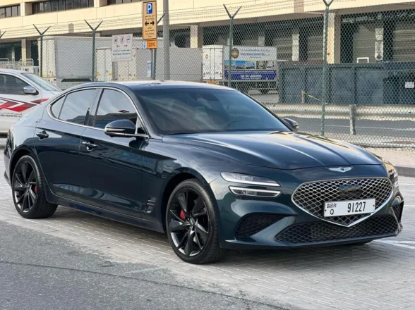 استئجار جينيسيس gv70 في دبي