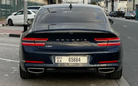 استئجار جينيسيس g80 في دبي