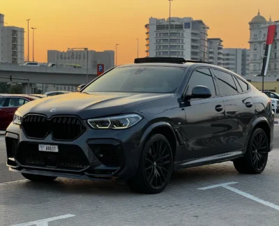 استئجار بي ام دبليو x6 m50i دبي