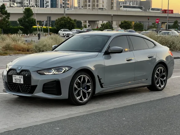 استئجار بي ام دبليو 420i في دبي 2023