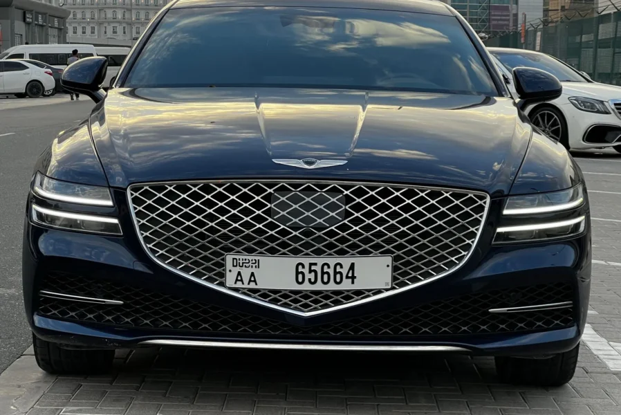 استئجار جينيسيس g80 في دبي